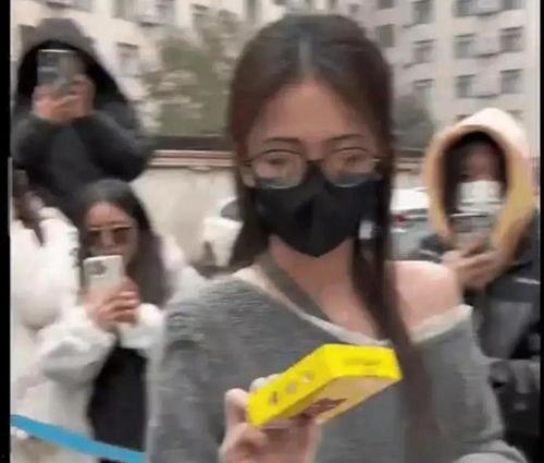 吃瓜爆料夫妇视频大全,揭秘明星夫妻甜蜜瞬间与幕后故事